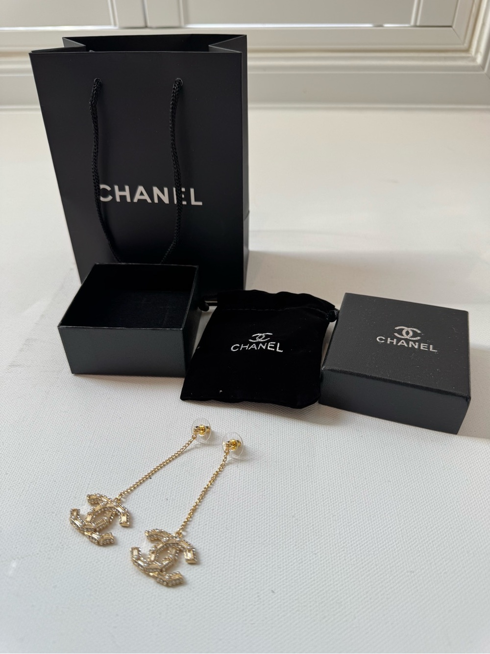 LUXE CC Gold Logo Chain Drop Earrings with box, bag and pouch